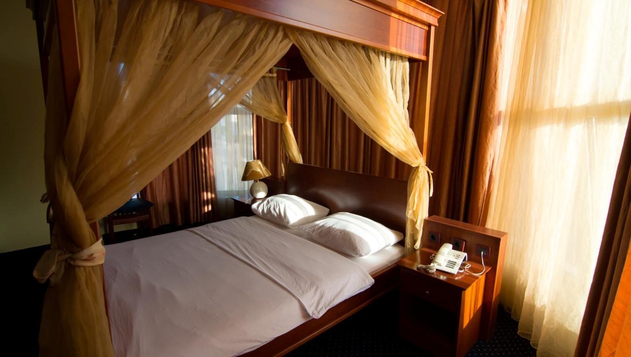 Hotel Ana Gospic Exterior photo